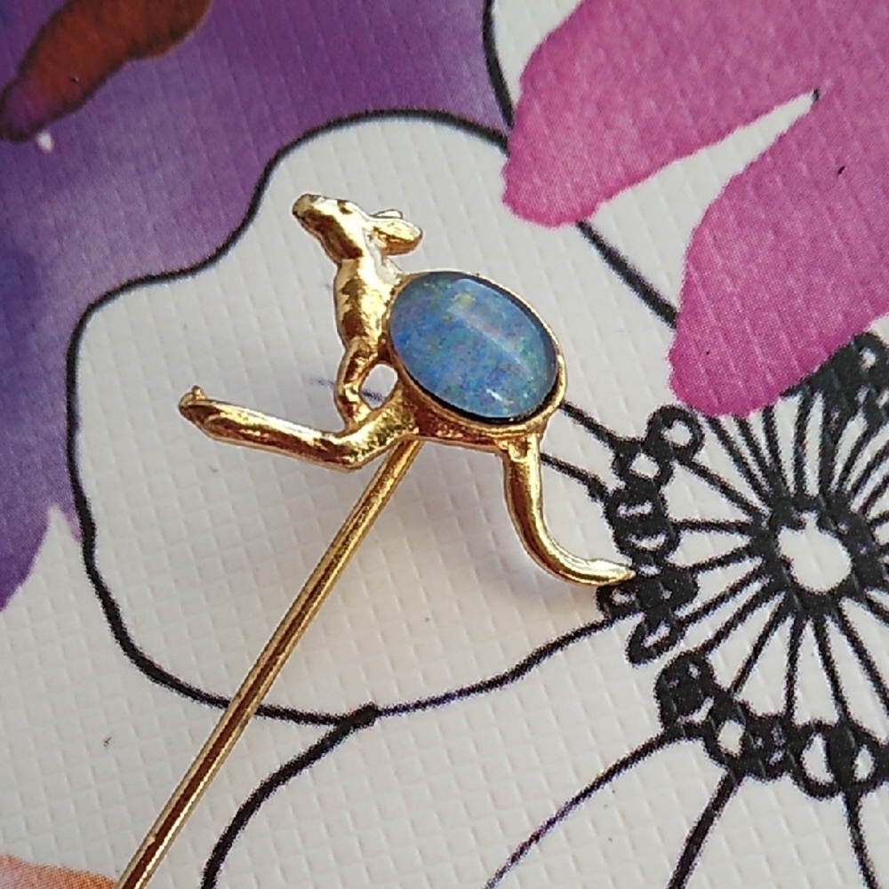 Vintage Gold Kangaroo Blue Opal Brooch